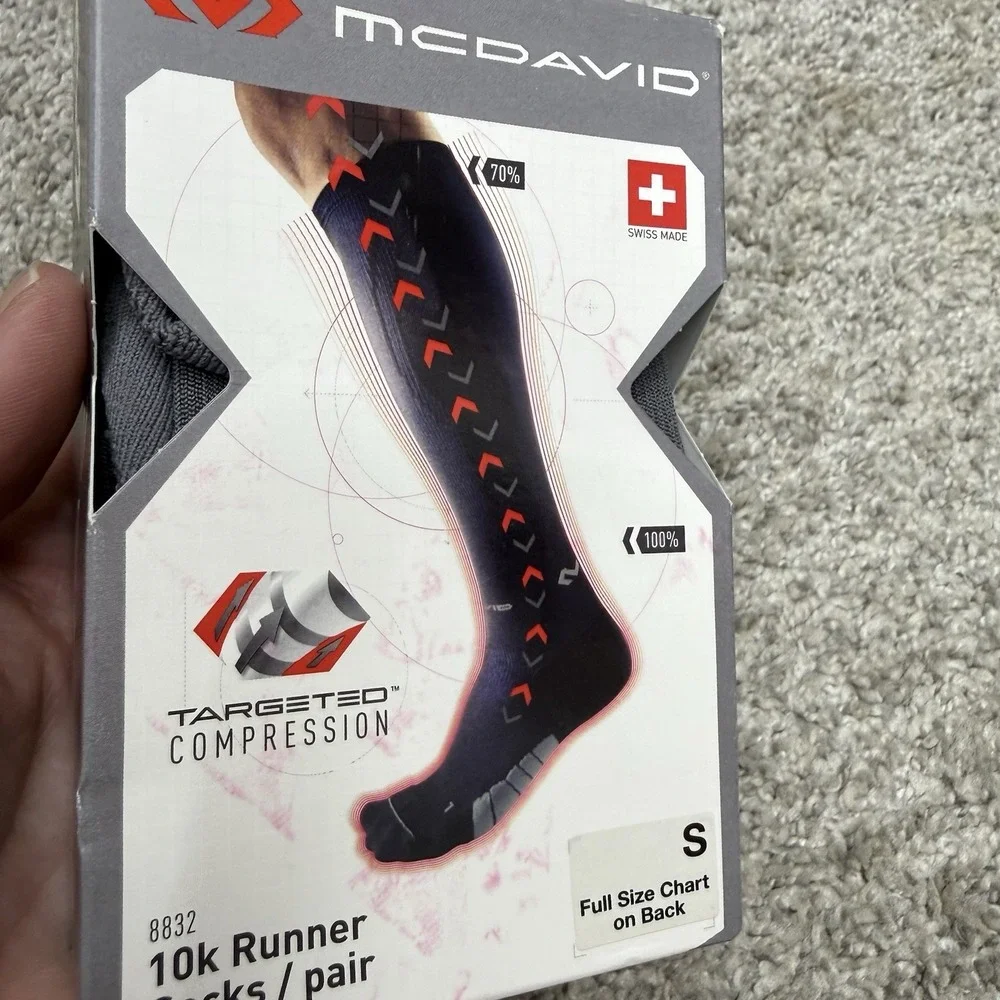 Mcdavid 10K Runner Socks Charcoal Gray size Small 8832 Targeted Compression